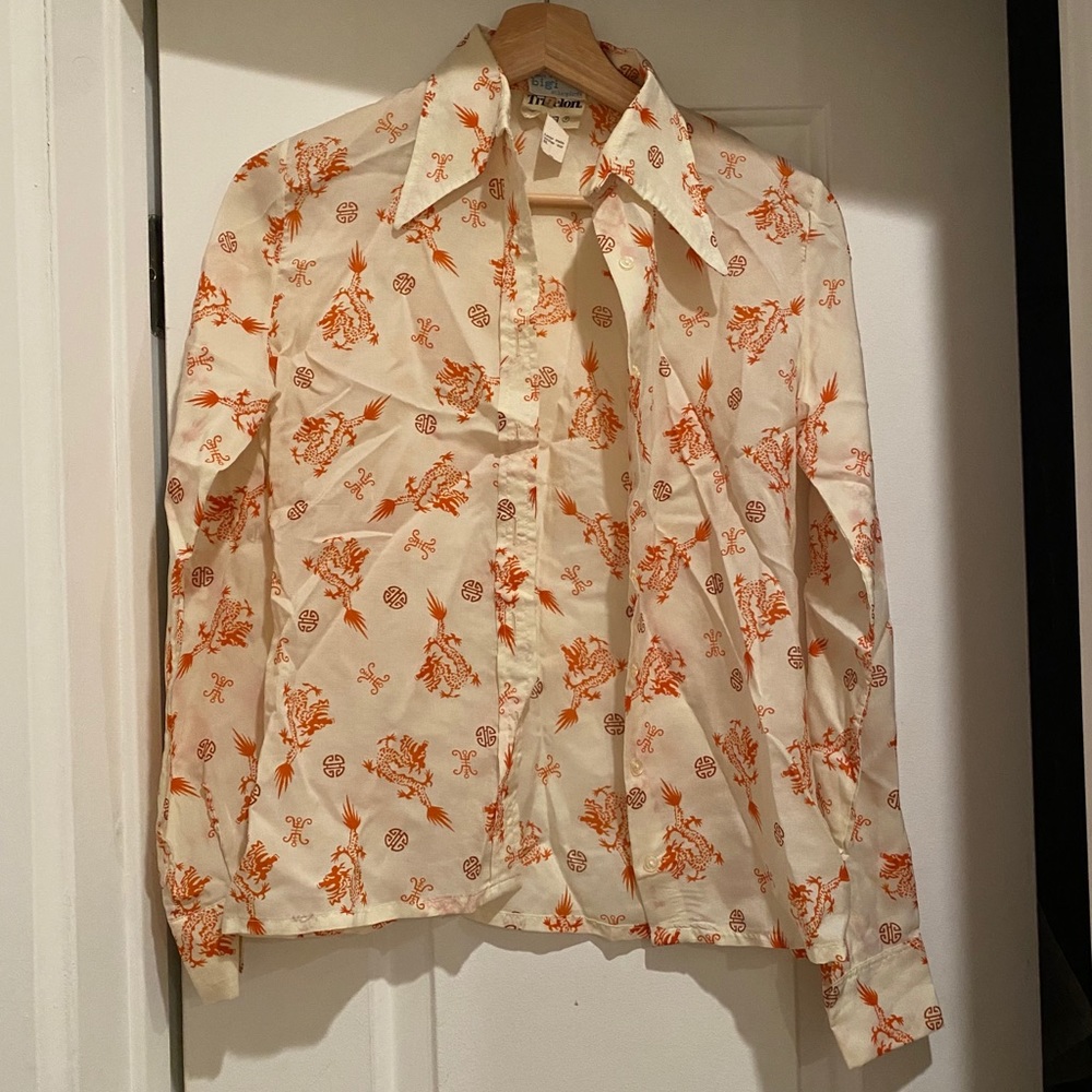 1970s vintage dagger collar dragon button down